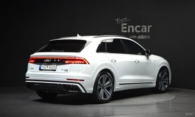 Q8 (4M)