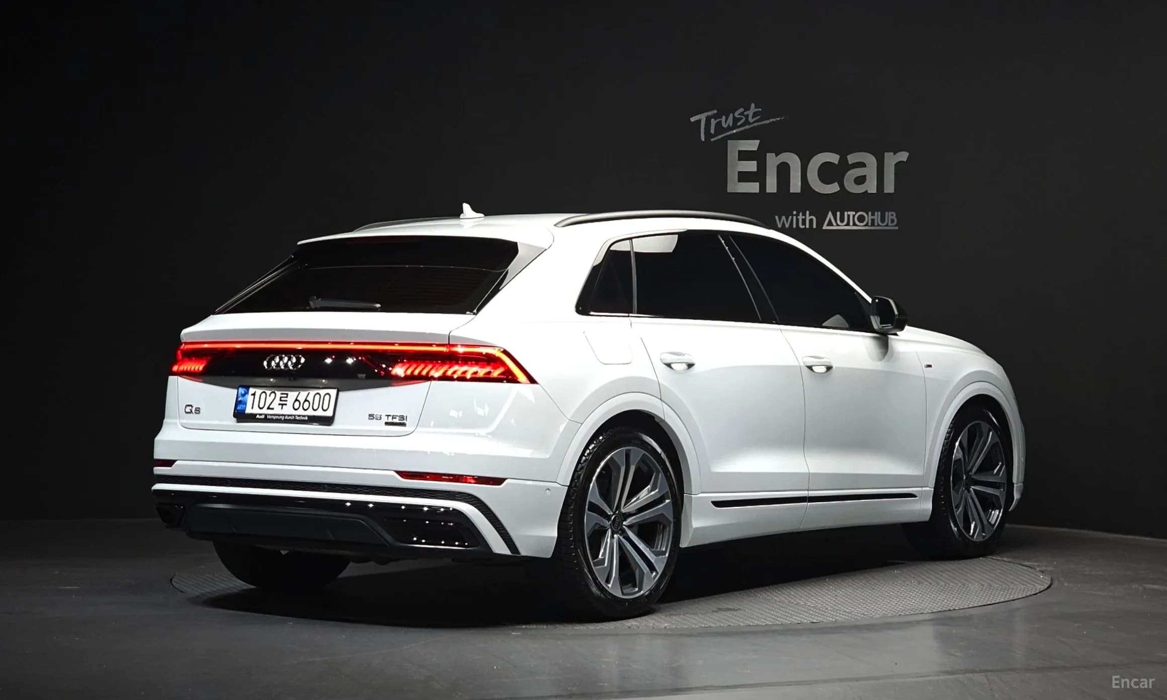 Q8 (4M)