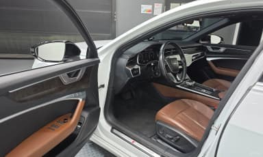 A6 (C8)