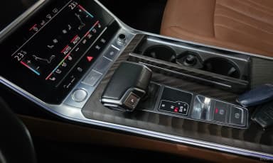 A6 (C8)