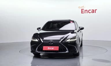 ES300h 7th Generation