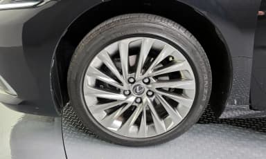 ES300h 7th Generation