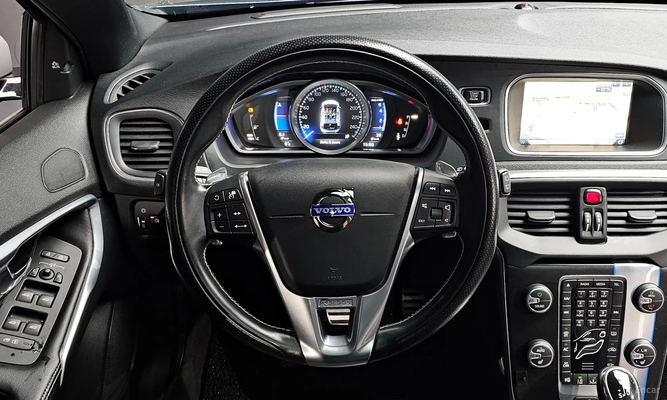 V40