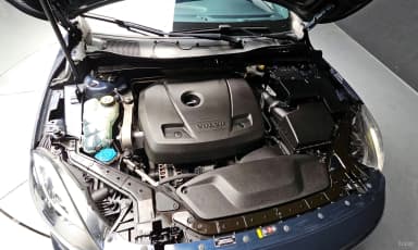 V40