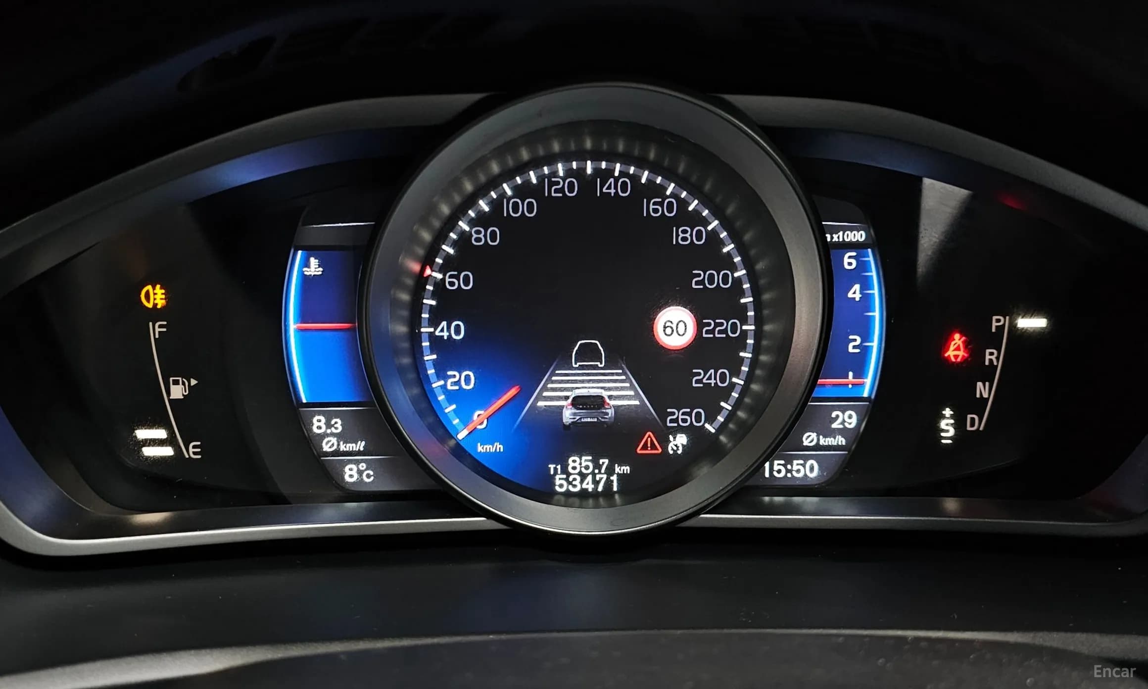 V40