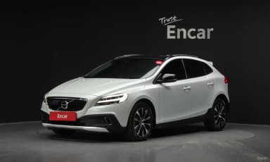 V40 Cross Country