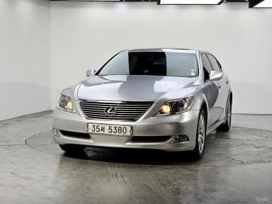 LS460L