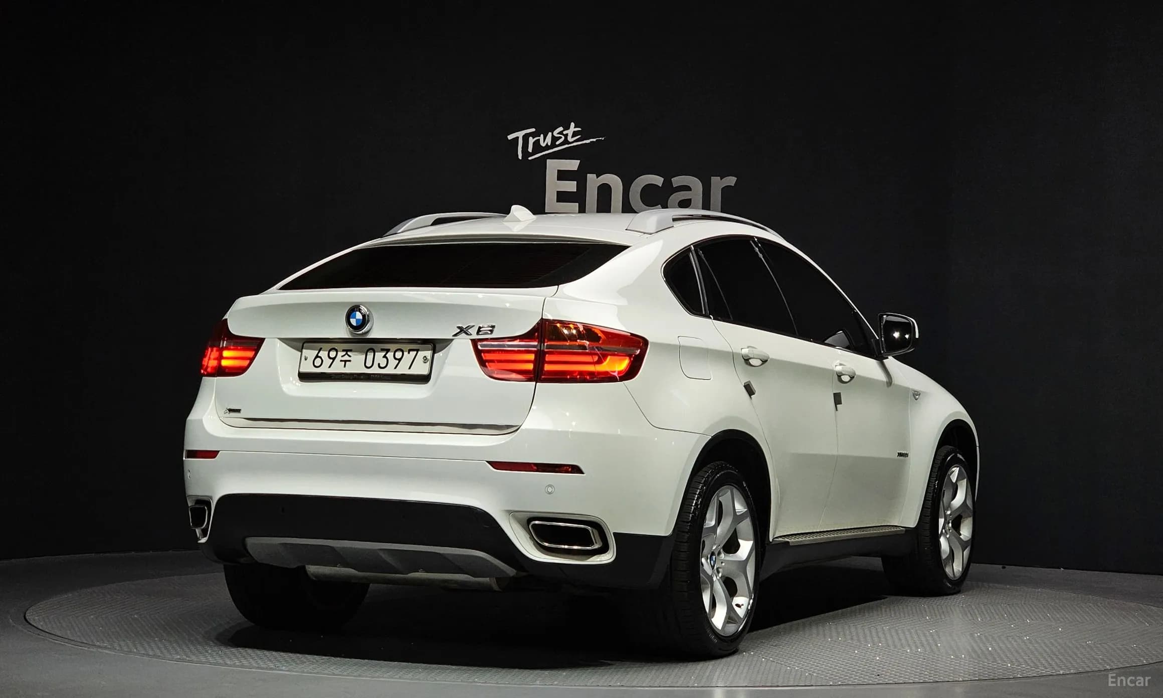 X6 (E71)