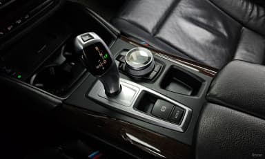 X6 (E71)