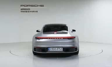911 (992)