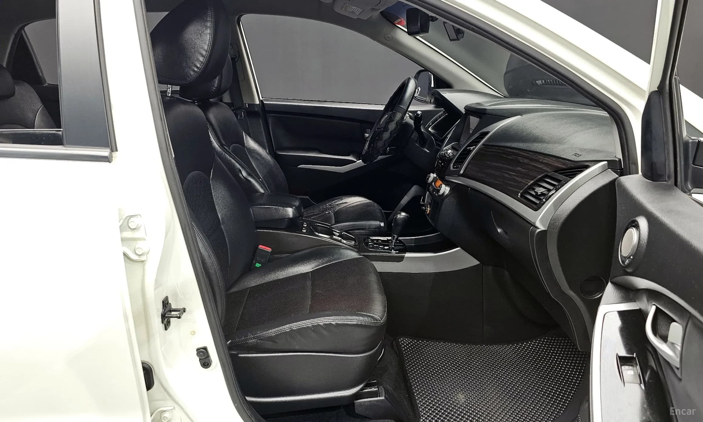 Korando C