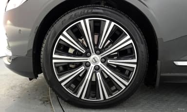 S90