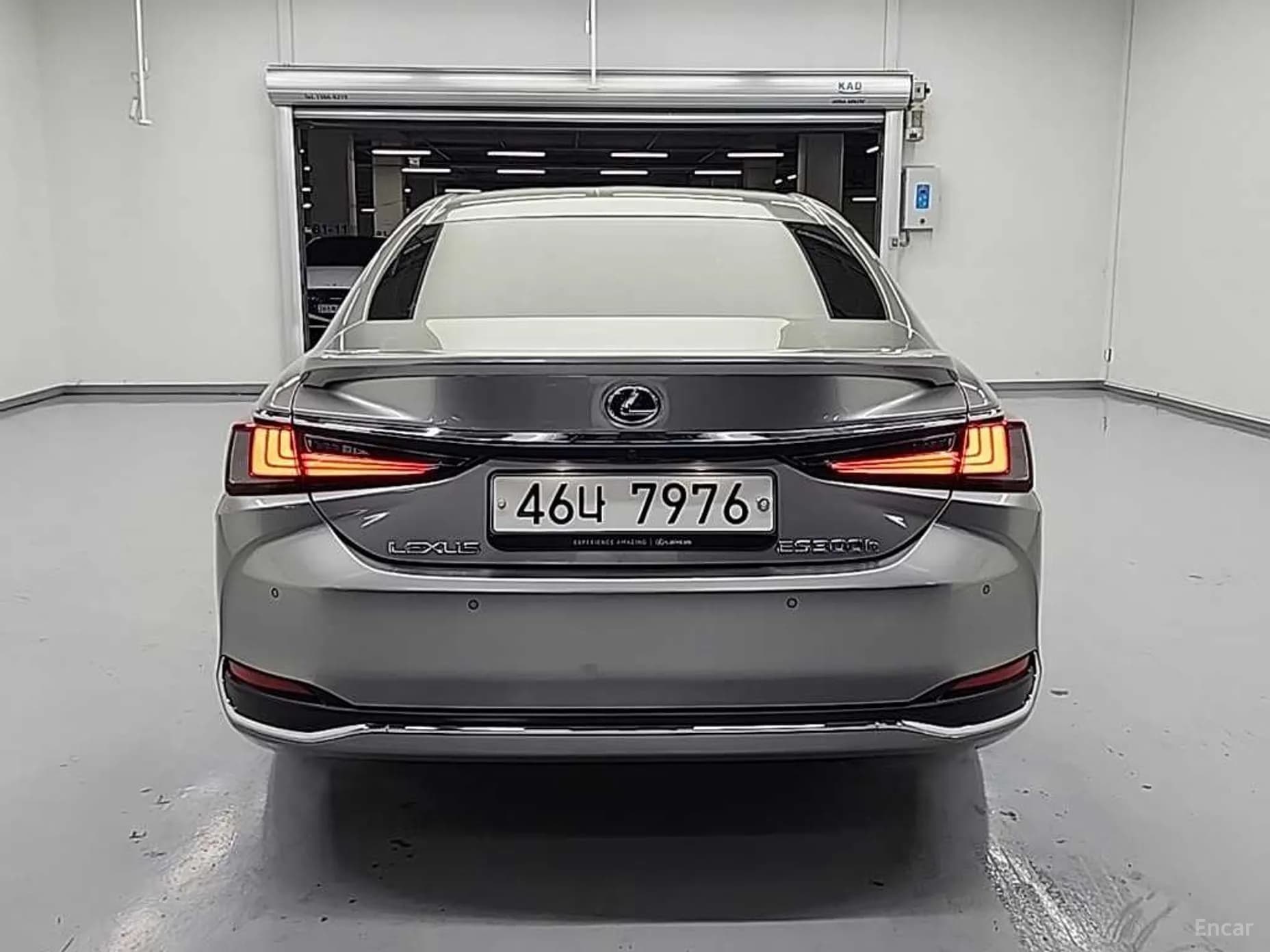 ES300h 7th Generation