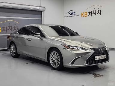 ES300h 7th Generation