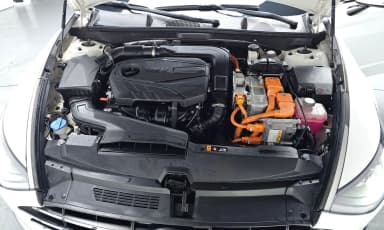Sonata Hybrid (DN8)