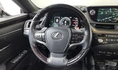 ES300h 7th Generation