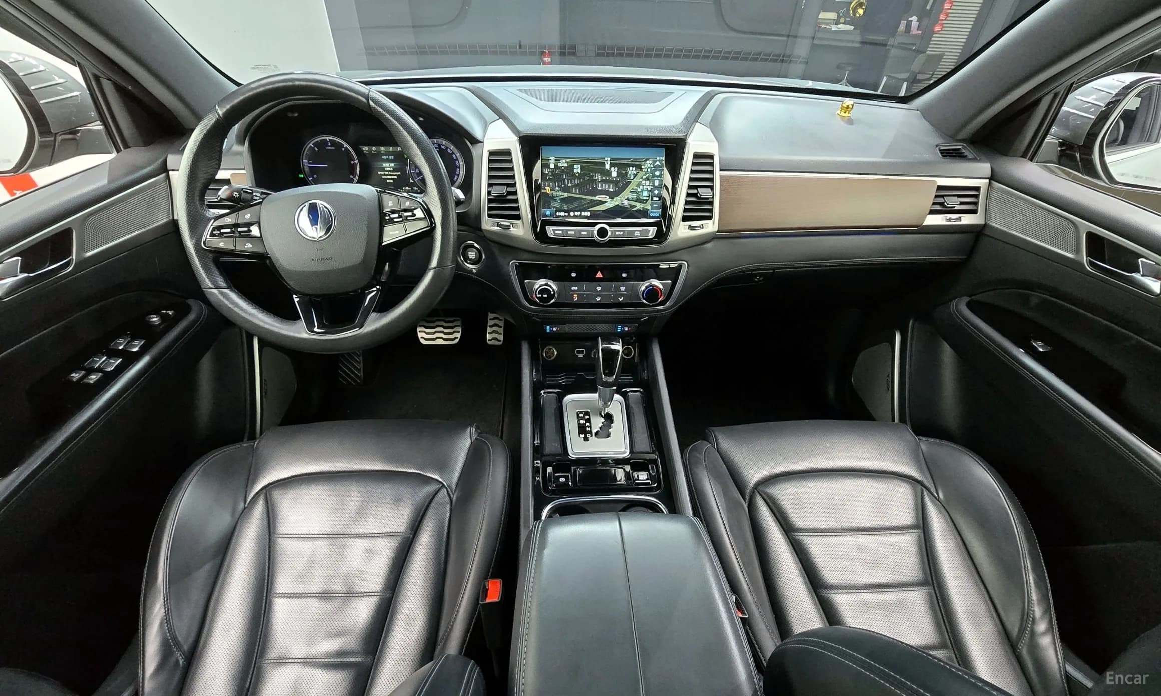 G4 Rexton