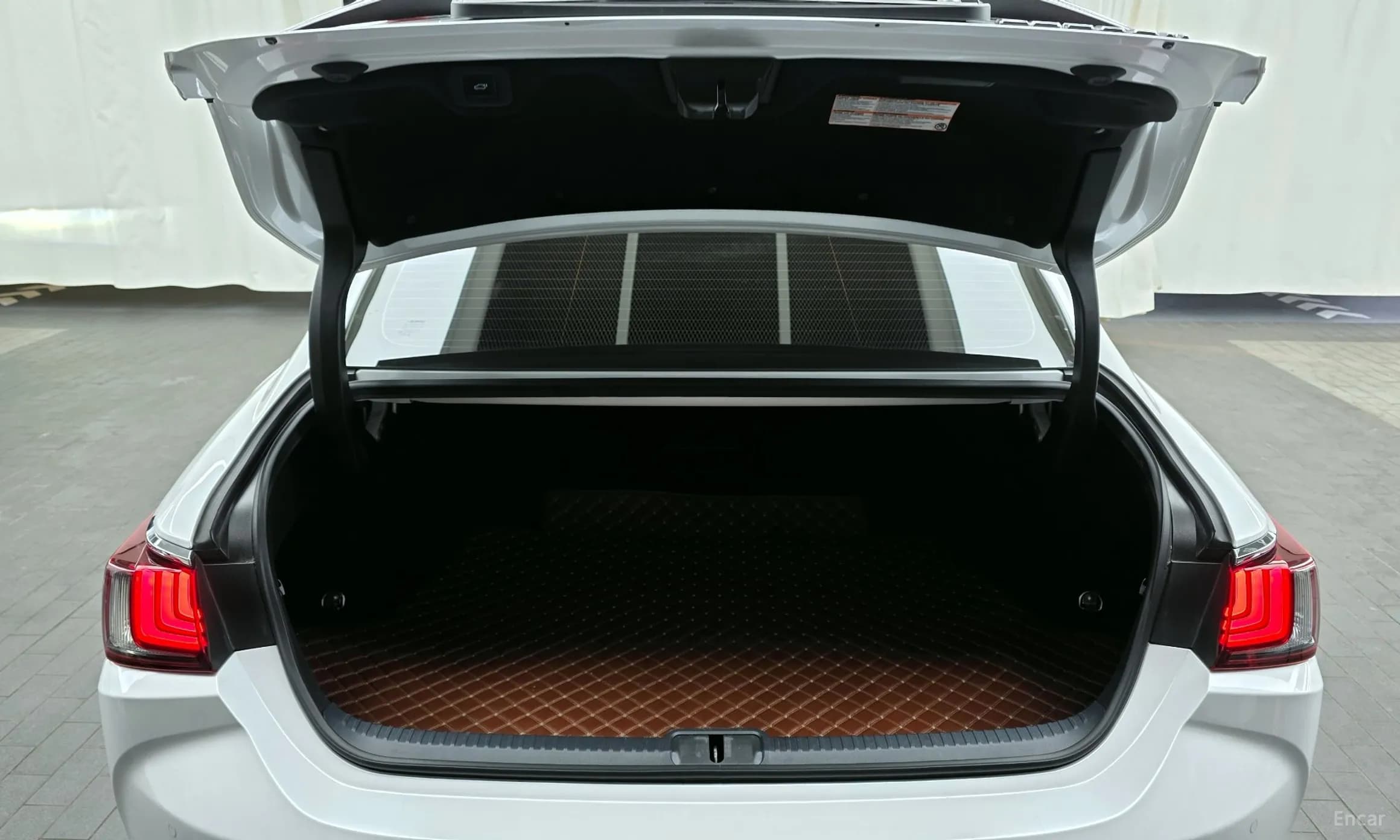 ES300h 7th Generation