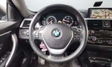 Series 4 (F32)