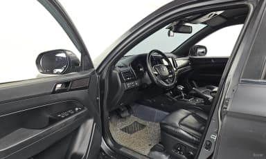 Rexton Sports Khan