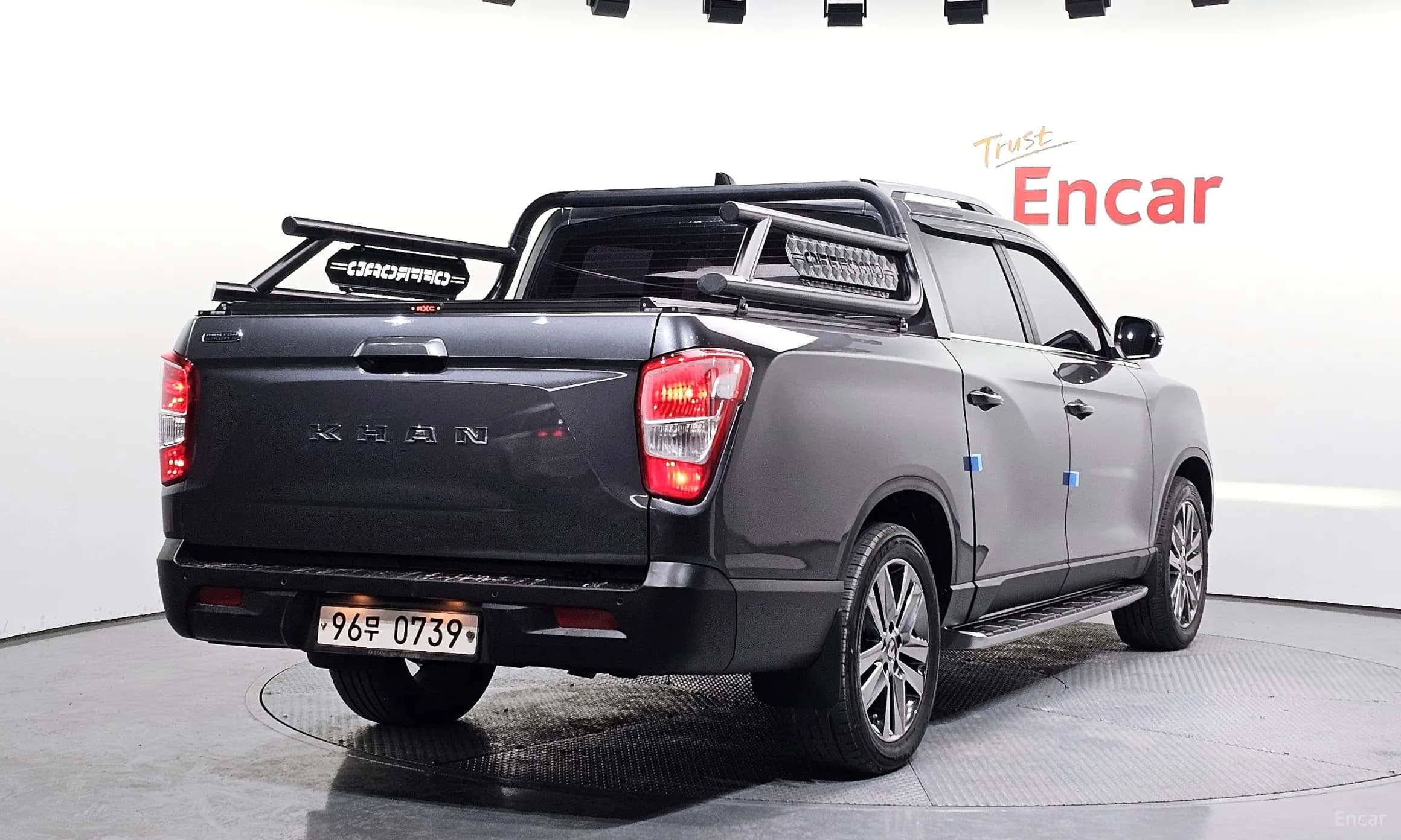 Rexton Sports Khan