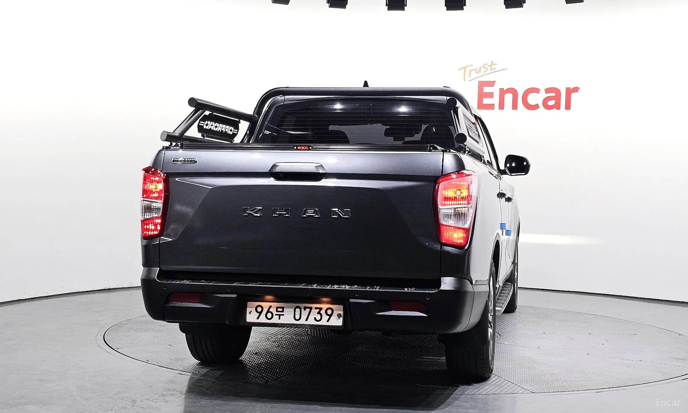 Rexton Sports Khan