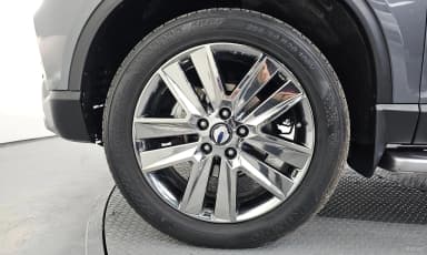 Rexton Sports Khan
