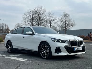 5 Series (G60)