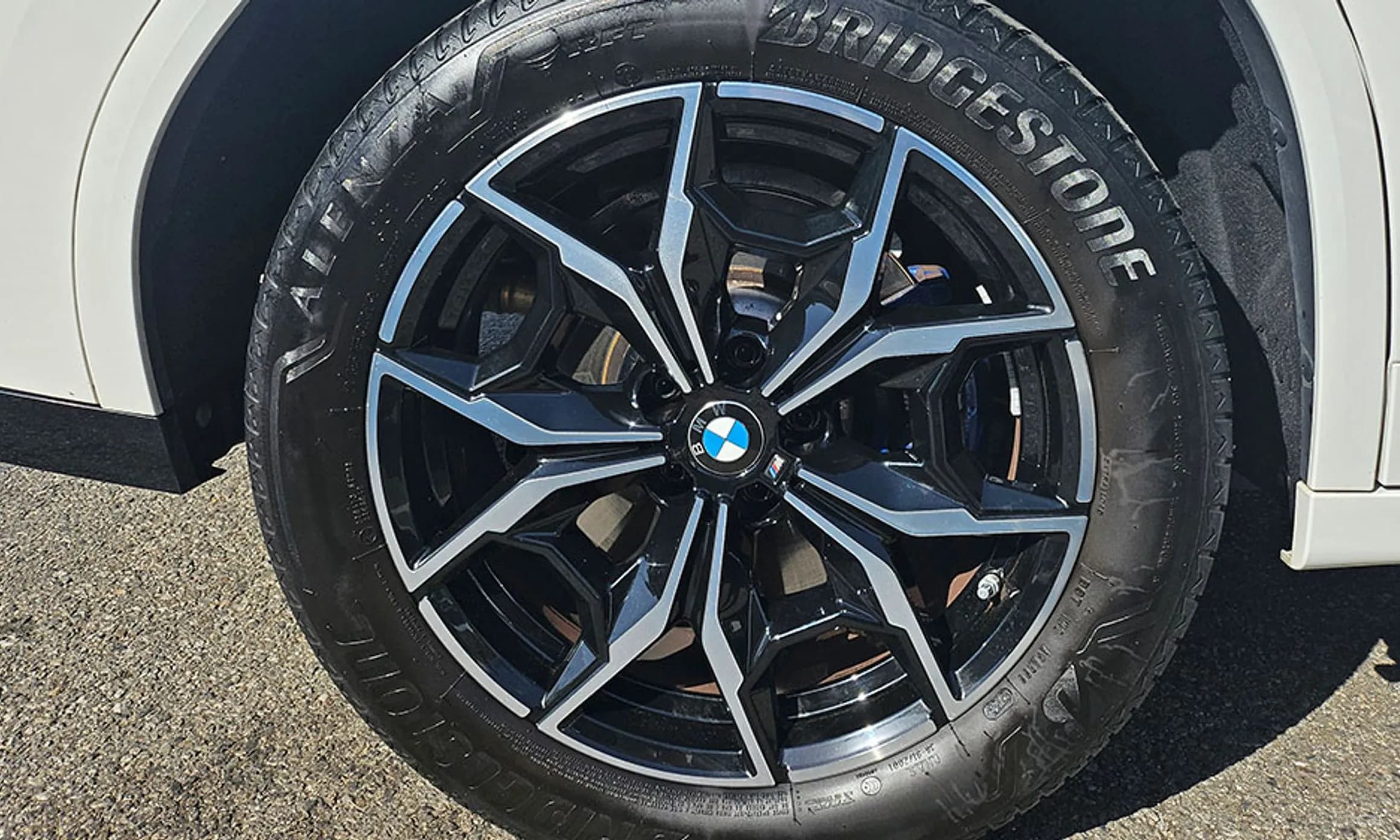 X4 (G02)