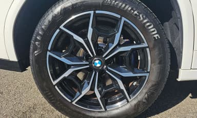X4 (G02)