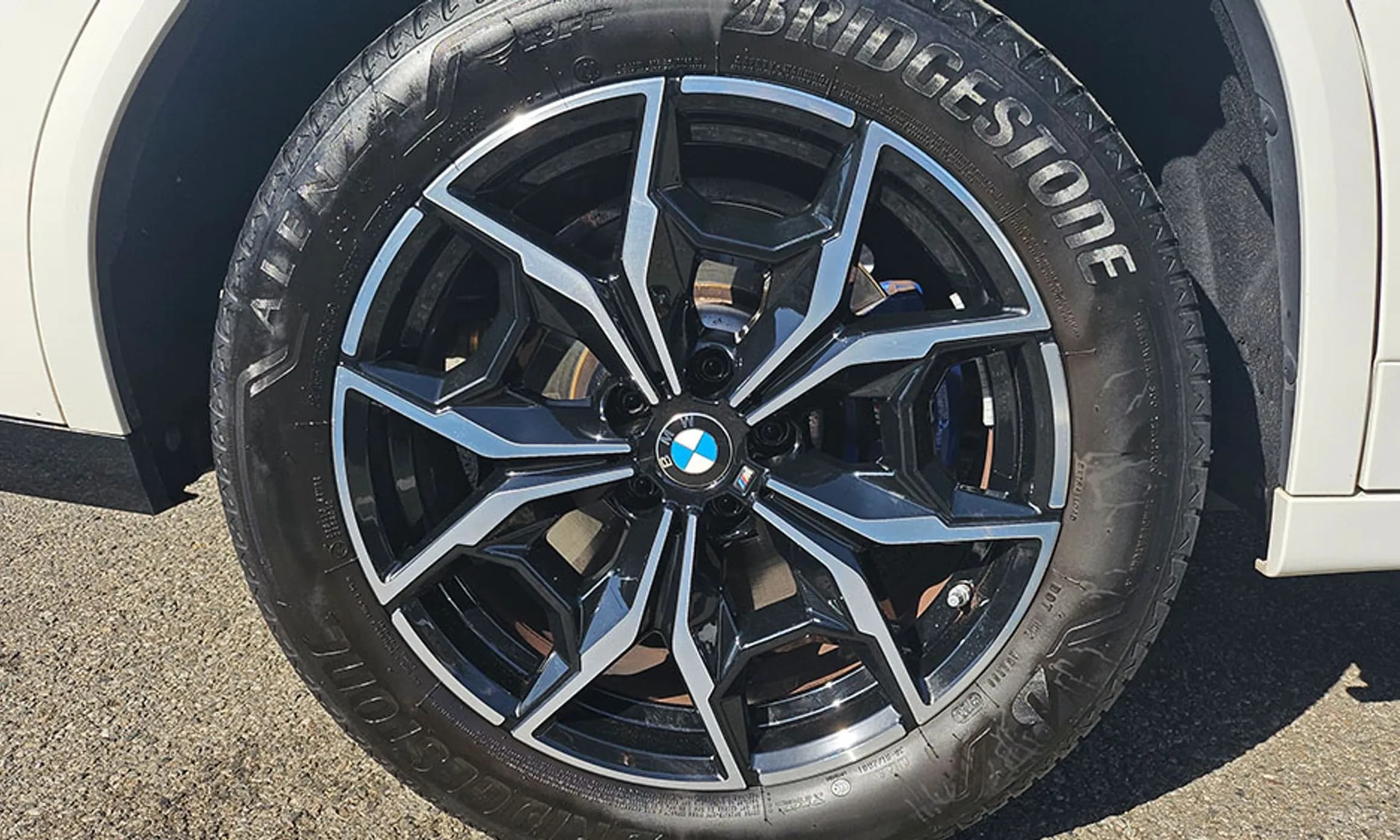 X4 (G02)