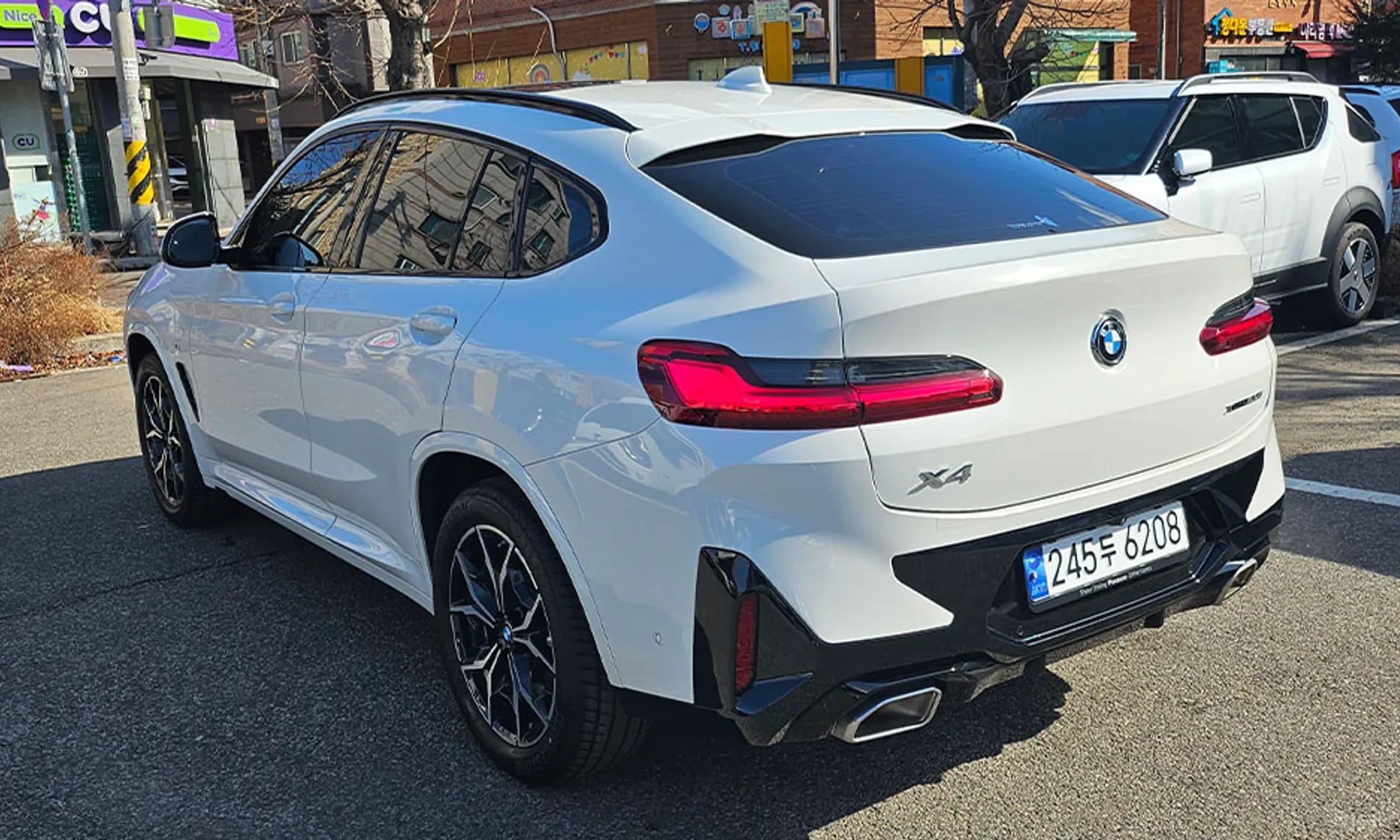 X4 (G02)