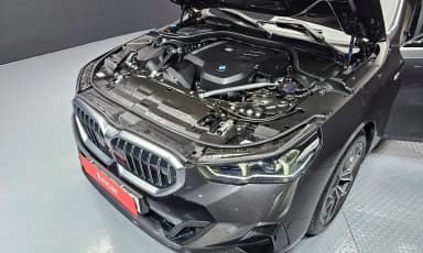 5 Series (G60)