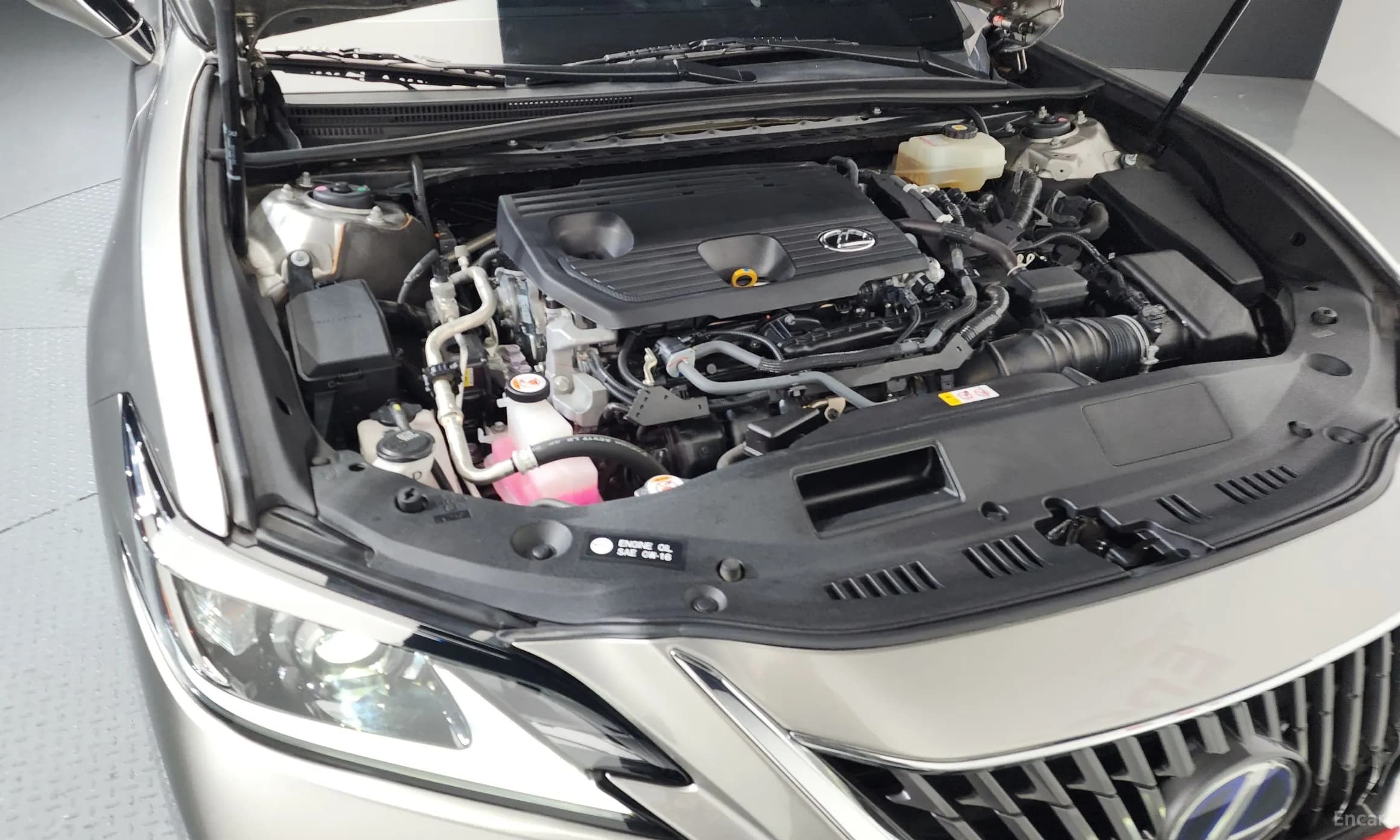 ES300h 7th Generation