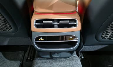 GV70