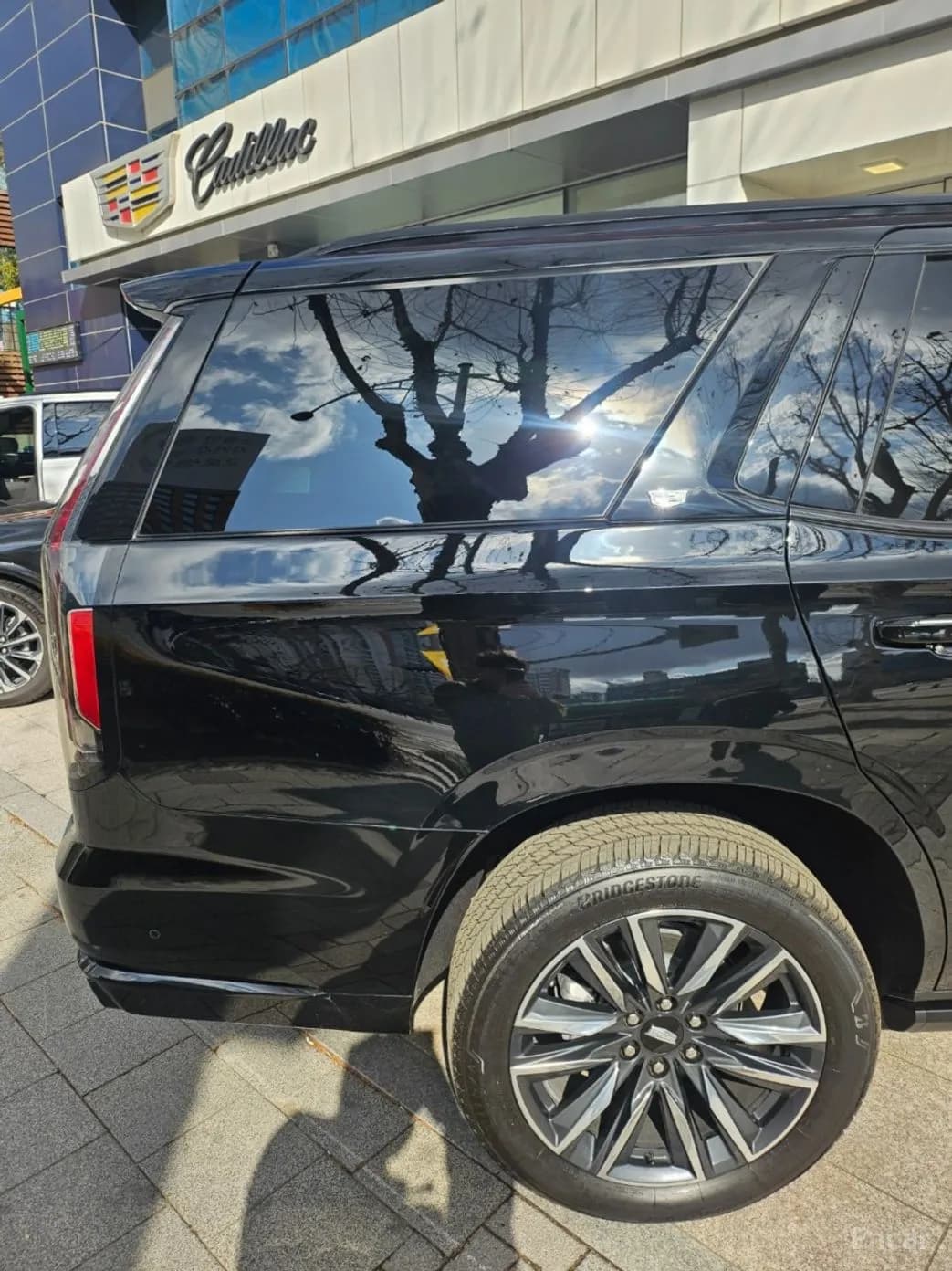 Escalade 5th Generation