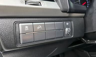 Rexton Sports Khan