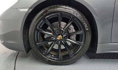 718 Boxster