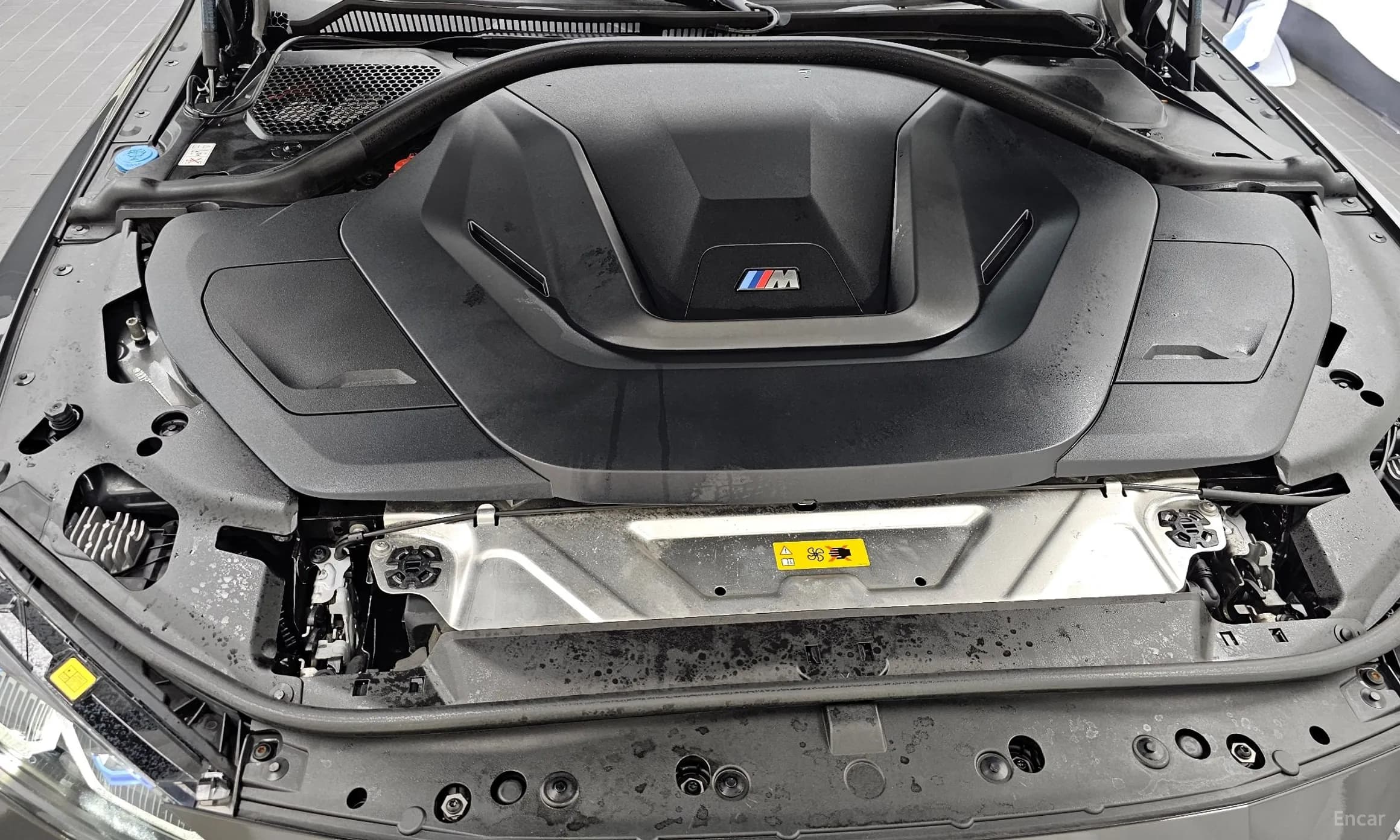 i4