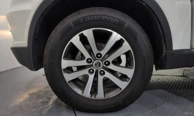 Rexton W