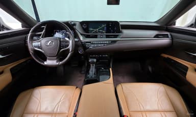 ES300h 7th Generation