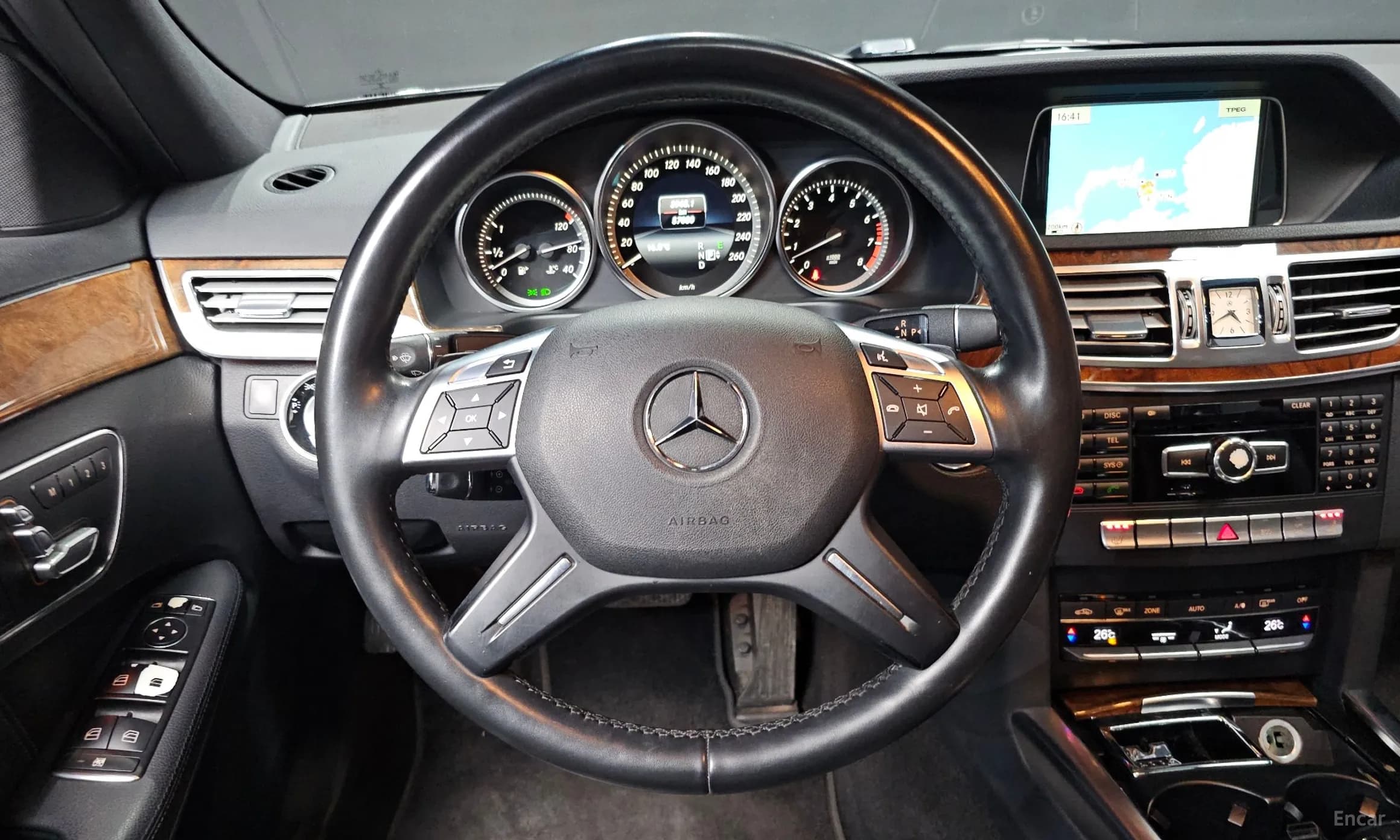 E-Class W212