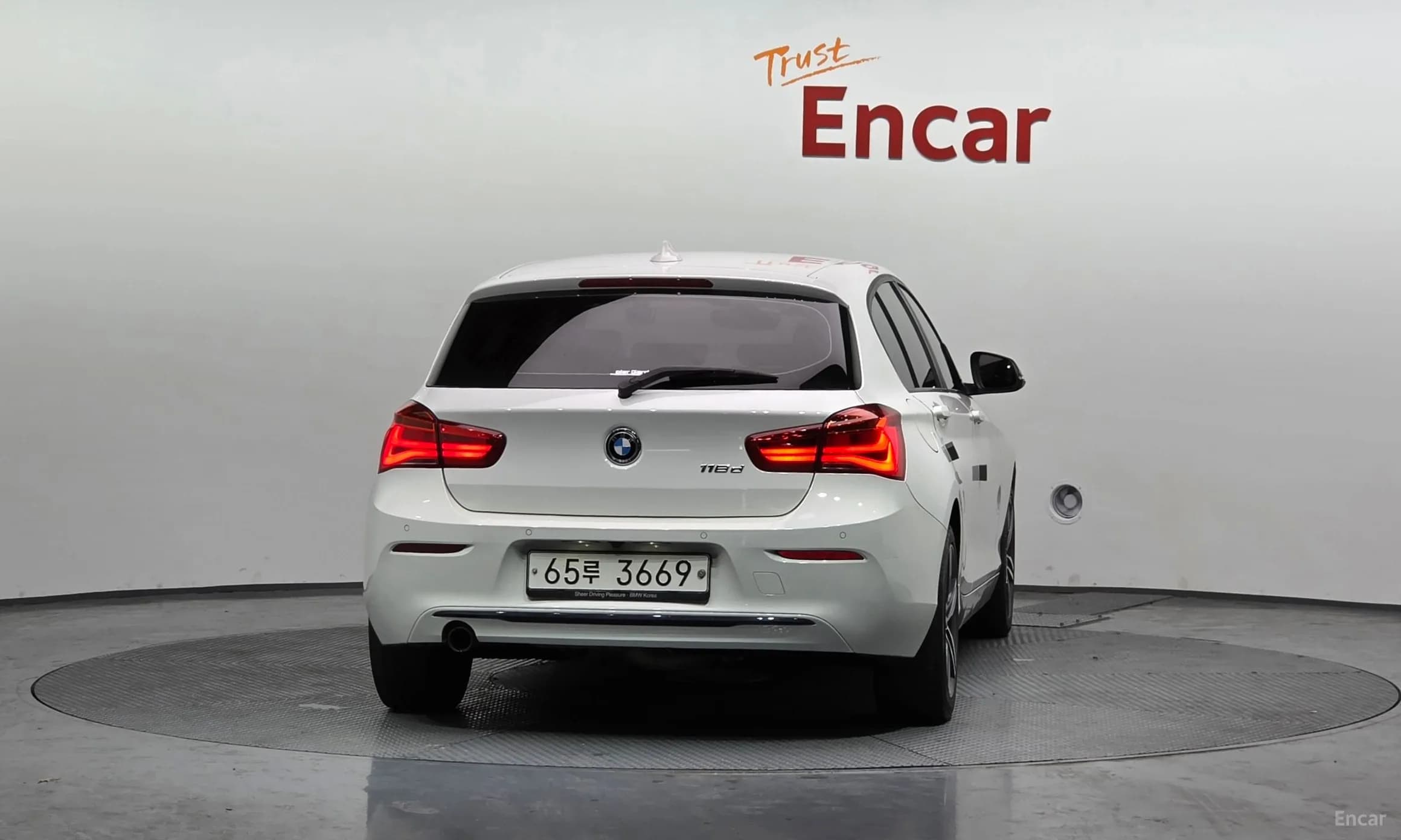 1 Series (F20)