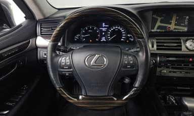 LS460
