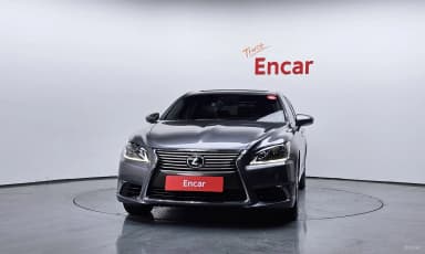 LS460