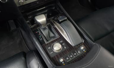 LS460