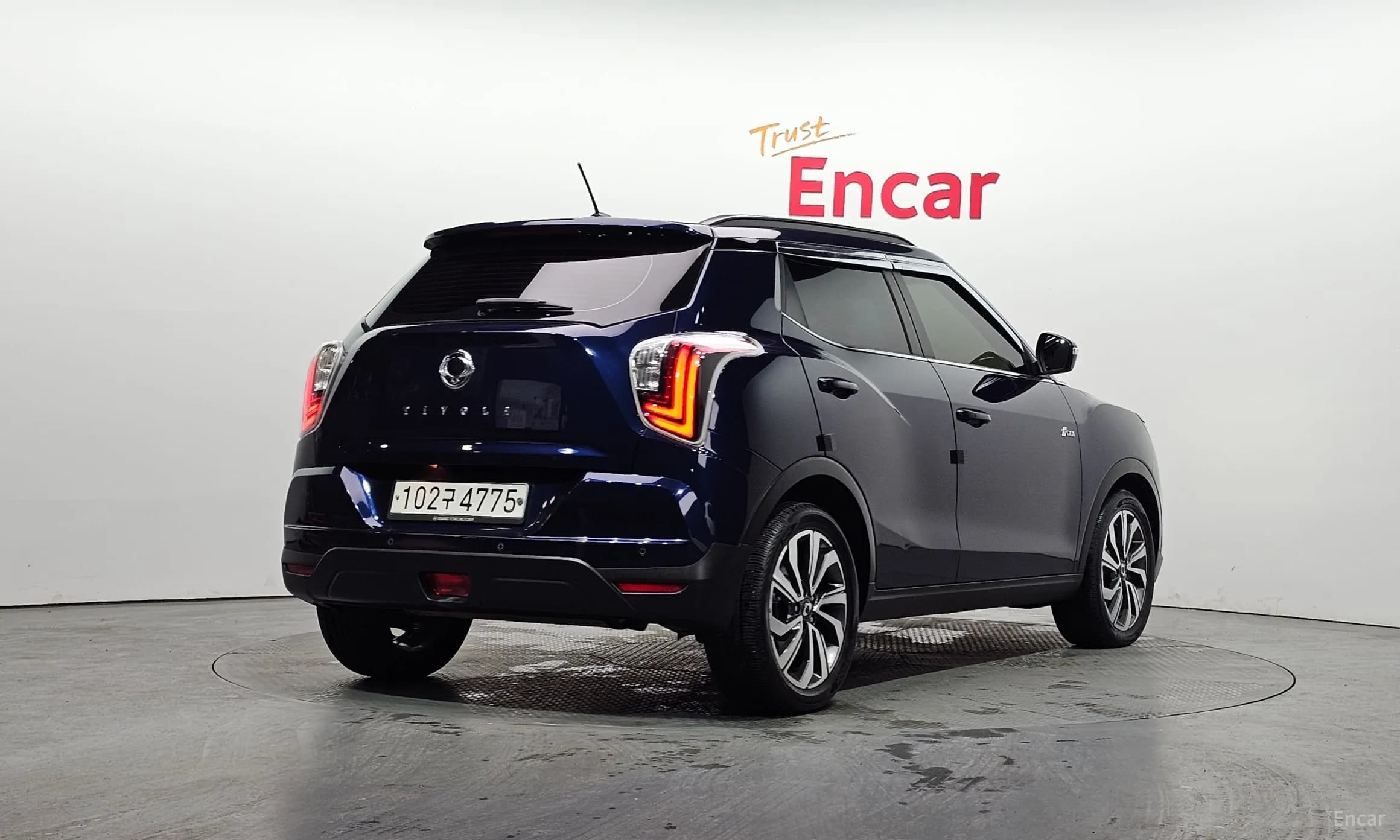 Berry New Tivoli
