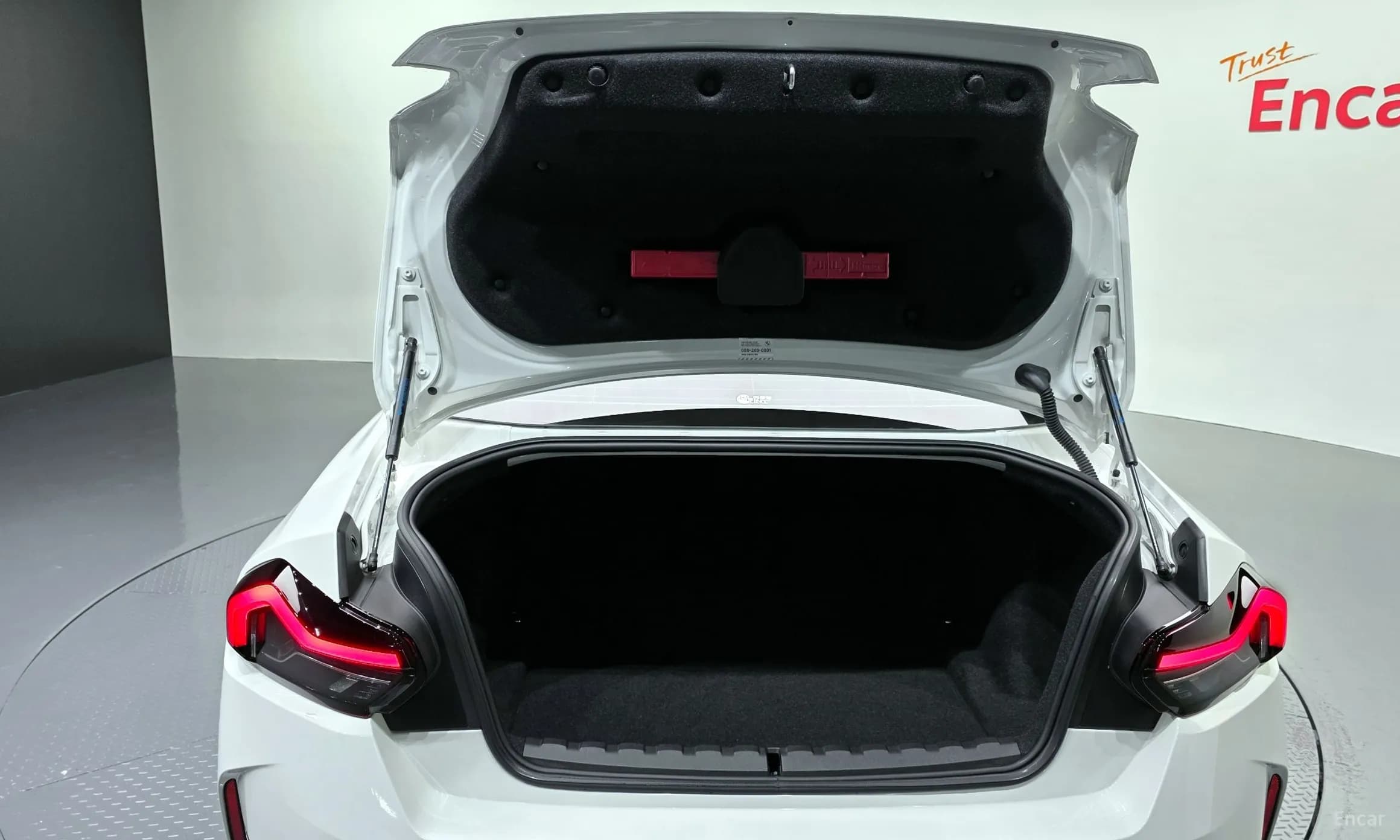 2 Series (G42)