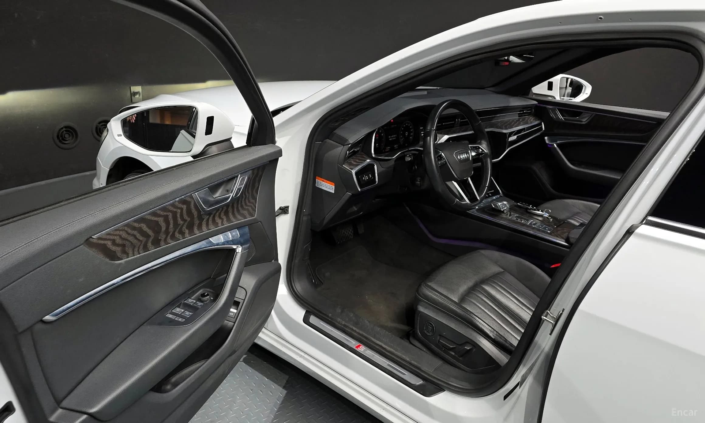 A6 (C8)