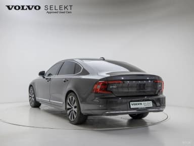 S90
